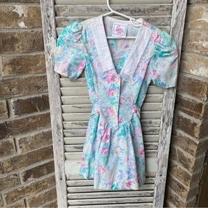 Vintage Eber Girl  Floral Dress Lace V Neck Collar Sz 6 Made In USA.